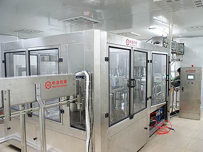 全自動(dòng)純凈水灌裝機(jī)